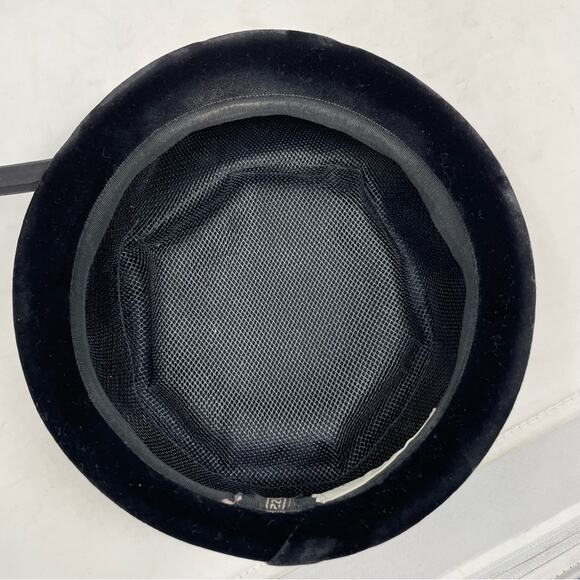 Vintage Black Velvet Martha Gene Pillbox Hat - Picture 5 of 6